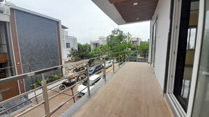 Balcony in 6+ BHK Independent House at Labhandi – for Rent