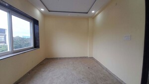 Room in 6+ BHK Independent House at Labhandi – for Rent