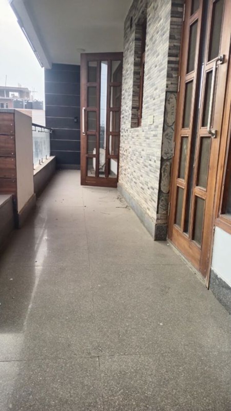 Balcony, uday-arden-45 3 Bedroom 1500 Sq.Ft. Builder Floor In Sector 45 Gurgaon 9795374