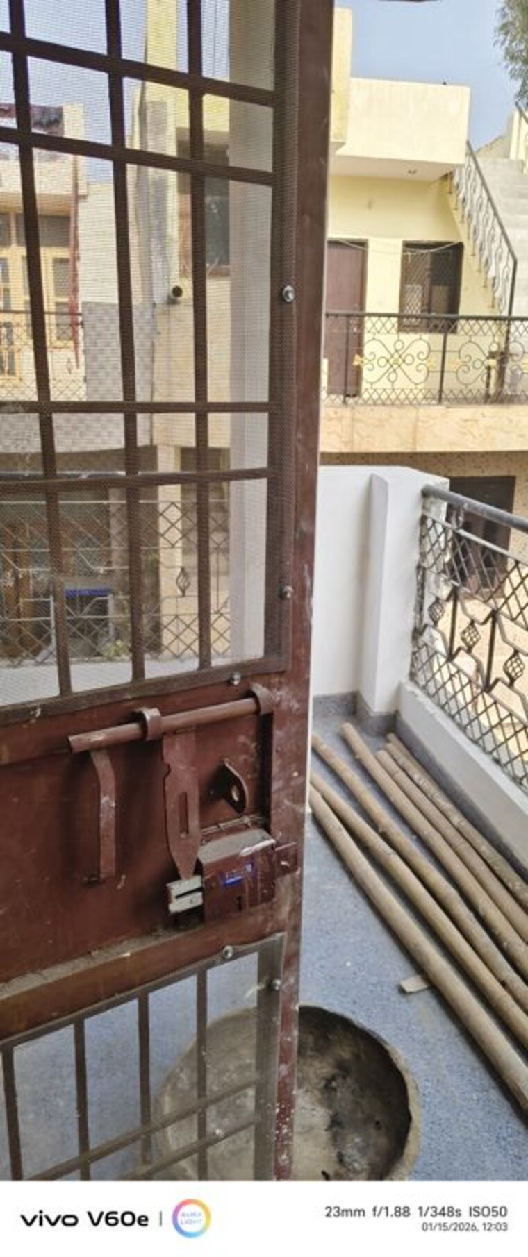 Balcony, sector 22 1.5 Bedroom 1140 Sq.Ft. Independent House In Sector 22 Noida 9795445