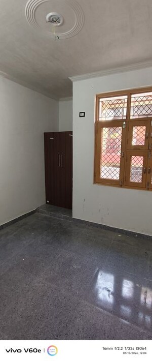 Room in 1.5 BHK Independent House at Sector 22 – for Rent
