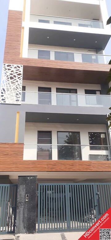 3 BHK Builder Floor – Exterior View View at Housing Board Colony Sector 51, Sector 51 - for Sale