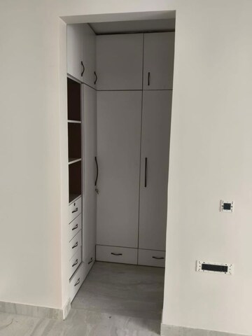 Furnished Amenities in 4 BHK Builder Floor at Ansal Sushant Residency, Sushant Lok Iii – for Rent