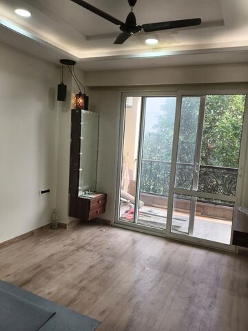 Room in 4 BHK Builder Floor at Ansal Sushant Residency, Sushant Lok Iii – for Rent