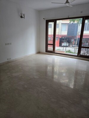 Room in 3 BHK Apartment at Brigade Odyssey, Richards Town – for Sale