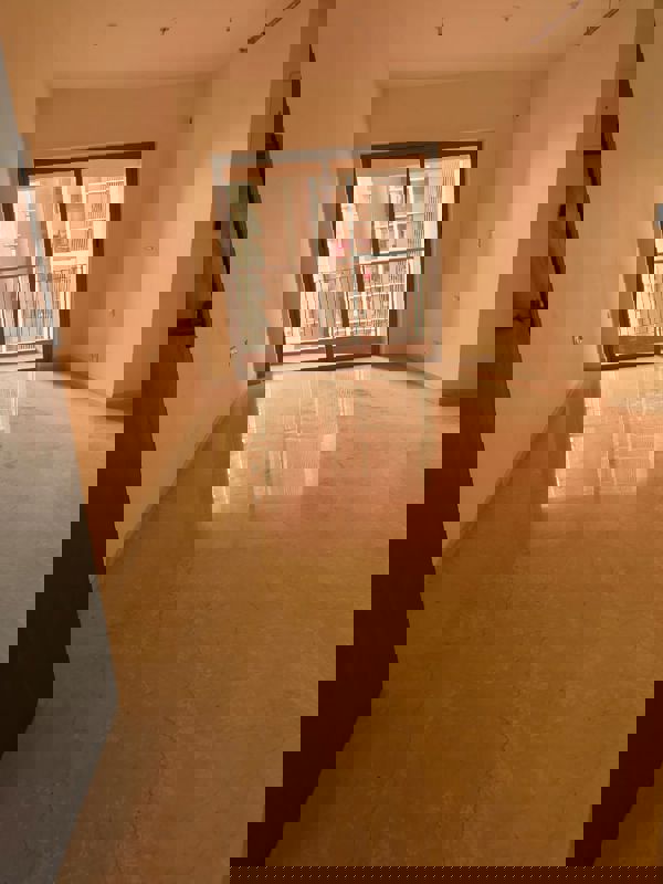 2 BHK Apartment For Rent in Kalpataru Paramount