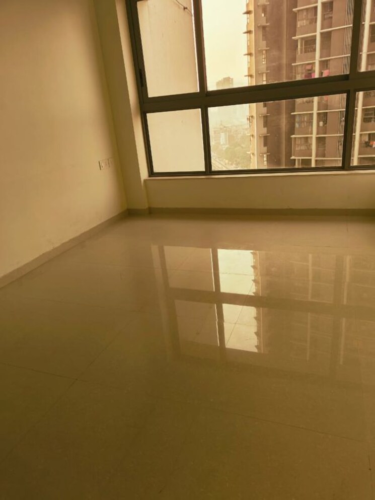 Room, kalpataru-paramount 2 Bedroom 711 Sq.Ft. Apartment In Kapur Bawdi Thane 9795490