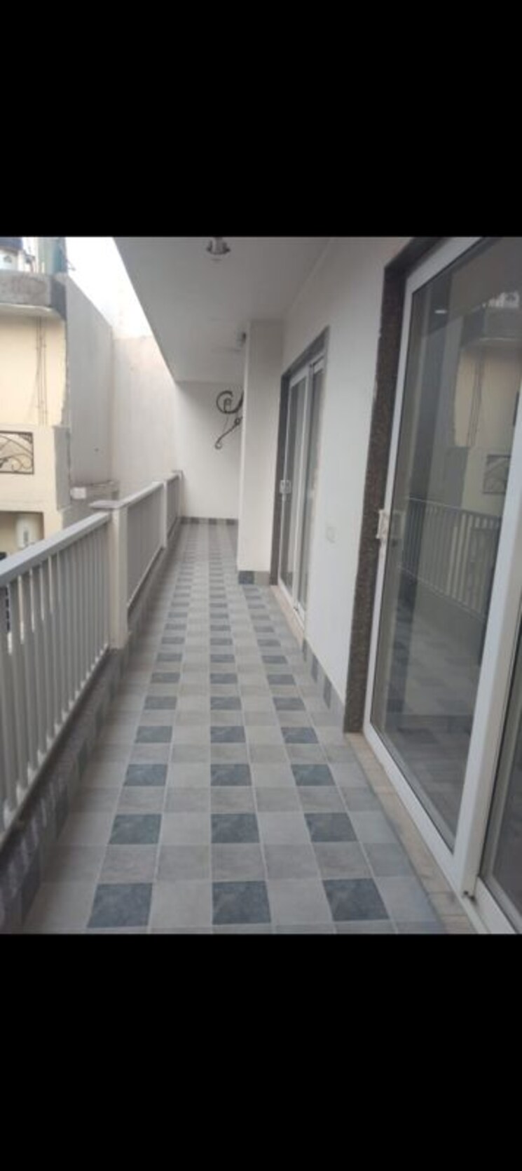 Balcony, jadhunath-enclave 3.5 Bedroom 340 Sq.Yd. Builder Floor In Sector 29 Faridabad 9795615