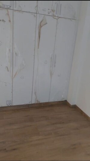 Building Lobby in 2.5 BHK Apartment at Wave City, Wave City – for Sale