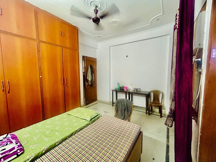 Bedroom, sector 49 Pg For Girls In Sector 49 9796039