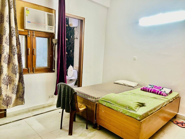 Bedroom, sector 49 Pg For Girls In Sector 49 9796039