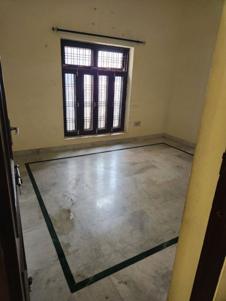 Room, sai-kripa-indira-nagar 3 Bedroom 1400 Sq.Ft. Independent House In Indira Nagar Lucknow 9796012