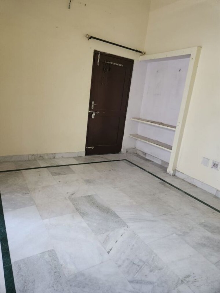 Room, sai-kripa-indira-nagar 3 Bedroom 1400 Sq.Ft. Independent House In Indira Nagar Lucknow 9796012