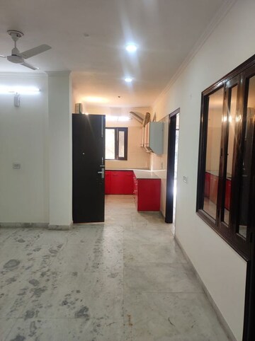Room in 3 BHK Apartment at Vipul World Floors, Sector 48 – for Rent
