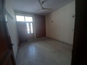 Room in 2 BHK Builder Floor at Greater Kailash I – for Rent