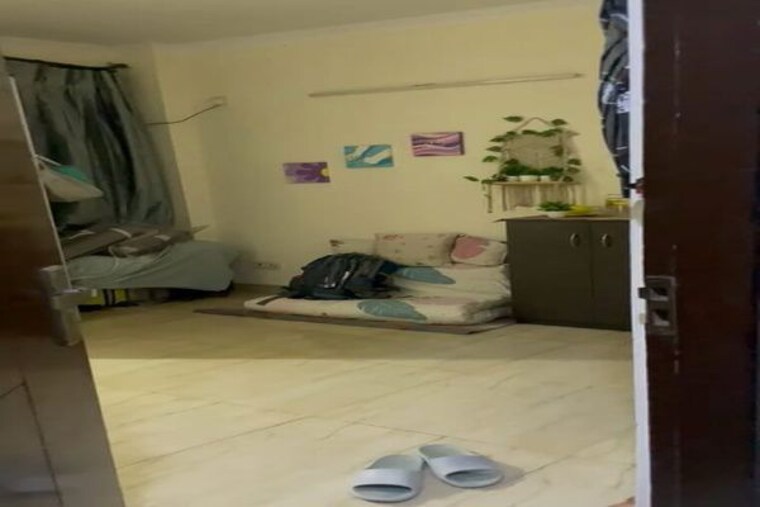  Parking, malviya nagar 1 Bedroom 600 Sq.Ft. Apartment In Malviya Nagar Delhi 9795974