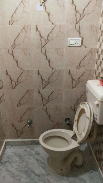Bathroom in 1 BHK Apartment at Kalkaji – for Rent