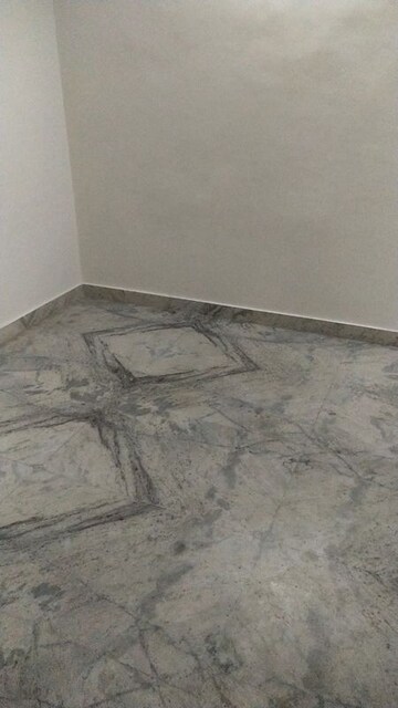 Room in 1 BHK Apartment at Kalkaji – for Rent