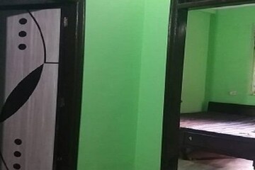 Building Lobby in 1.5 BHK Builder Floor at Sector 62 – for Rent