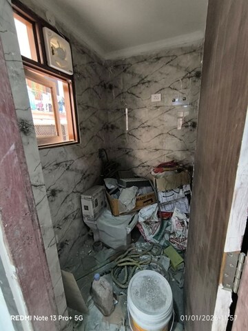 Bathroom in 1 BHK Builder Floor at Saket – for Rent