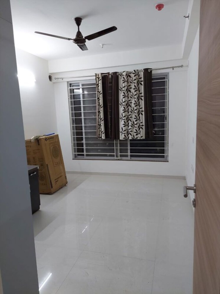 Room, kalpataru-exquisite-sierra 2 Bedroom 950 Sq.Ft. Apartment In Wakad Pune 9796333