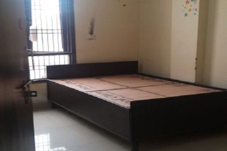 Bedroom, sector 62 2 Bedroom 735 Sq.Ft. Builder Floor In Sector 62 Noida 9796357