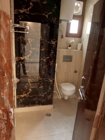 Bathroom in 4 BHK Apartment at Sector 9 Dwarka – for Rent