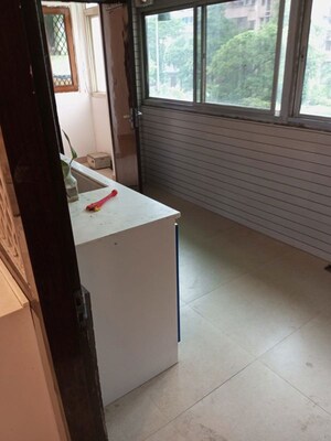 Room in 4 BHK Apartment at Sector 9 Dwarka – for Rent