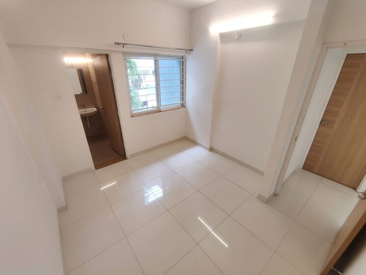 Room, kumar-primrose 3 Bedroom 1120 Sq.Ft. Apartment In Kharadi Pune 9705436