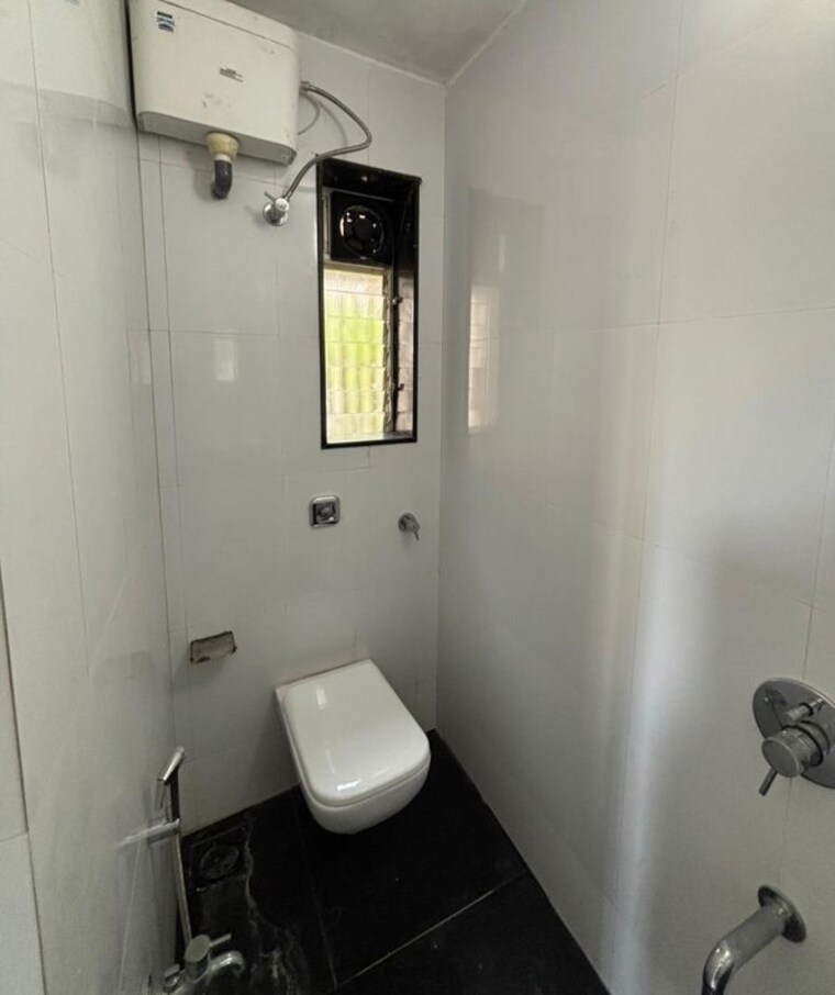 Bathroom, veena-tower 2 Bedroom 1032 Sq.Ft. Apartment In Colaba Mumbai 9796376