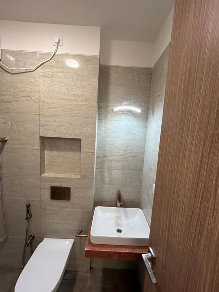 Bathroom, godrej-rks 2 Bedroom 560 Sq.Ft. Apartment In Chembur Mumbai 9796364