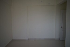 Room in 2 BHK Apartment at Kumar Park Infinia, Fursungi – for Rent