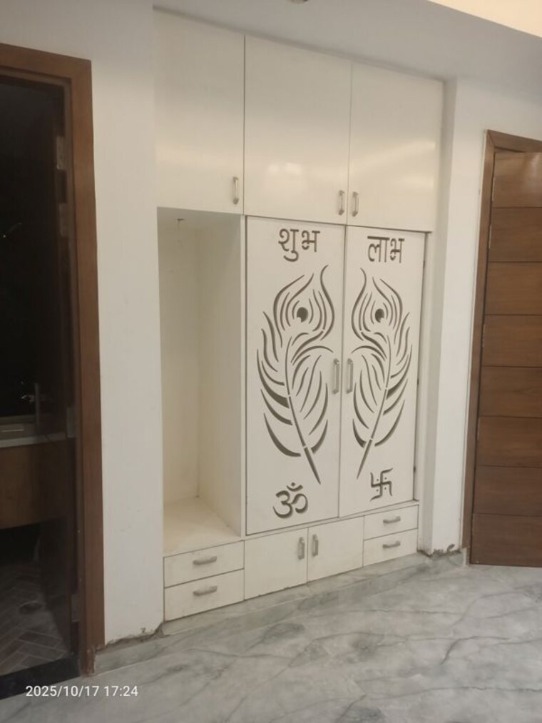 Bathroom, sector 86 3 Bedroom 1620 Sq.Ft. Builder Floor In Sector 86 Faridabad 9796632