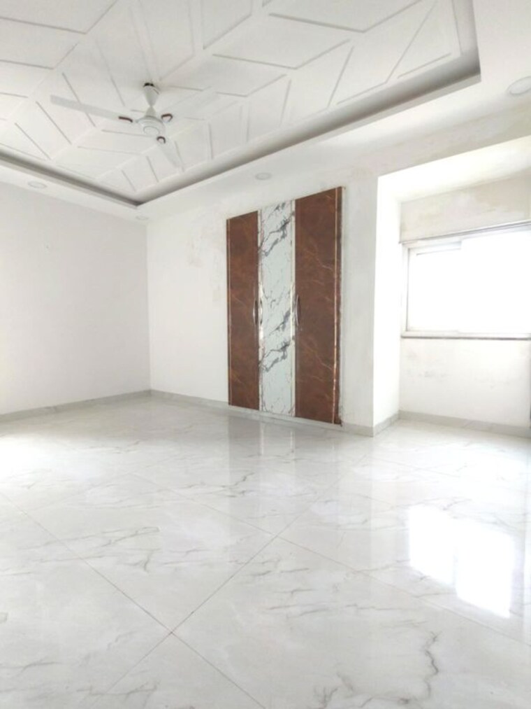Room, sector 6 dwarka 3 Bedroom 1300 Sq.Ft. Apartment In Sector 6 Dwarka Delhi 9796634