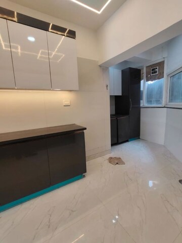 Room in 3 BHK Apartment at Sector 6 Dwarka – for Rent