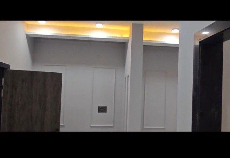 Room, dlf garden city 3 Bedroom 2550 Sq.Ft. Independent House In Dlf Garden City Indore 9796384