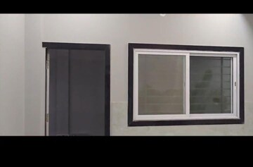 Room in 3 BHK Independent House at Dlf Garden City – for Sale