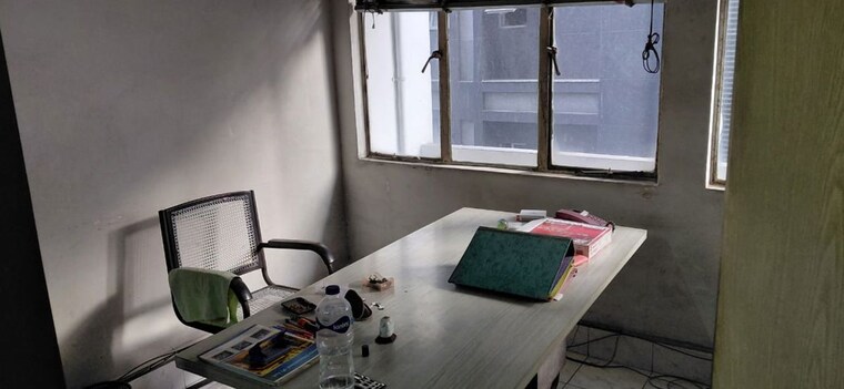 Bedroom, camac street Commercial Office Space 1000 Sq.Ft. In Camac Street Kolkata 9796691