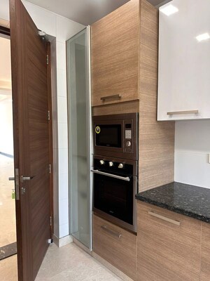 Bathroom in 3 BHK Apartment at Mahindra Luminare, Sector 59 – for Rent