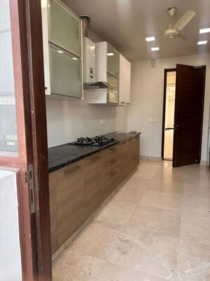 Bathroom in 3 BHK Apartment at Mahindra Luminare, Sector 59 – for Rent