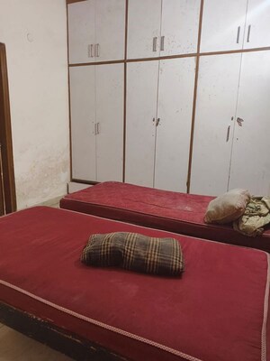 3 BHK Builder Floor For Rent in Sector 23