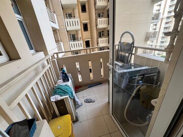 Team Area in 3 BHK Apartment at M3M Marina, Sector 68 – for Rent