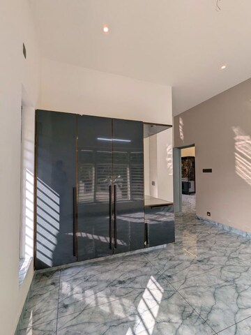 Room in 3 BHK Independent House at Pottore – for Sale