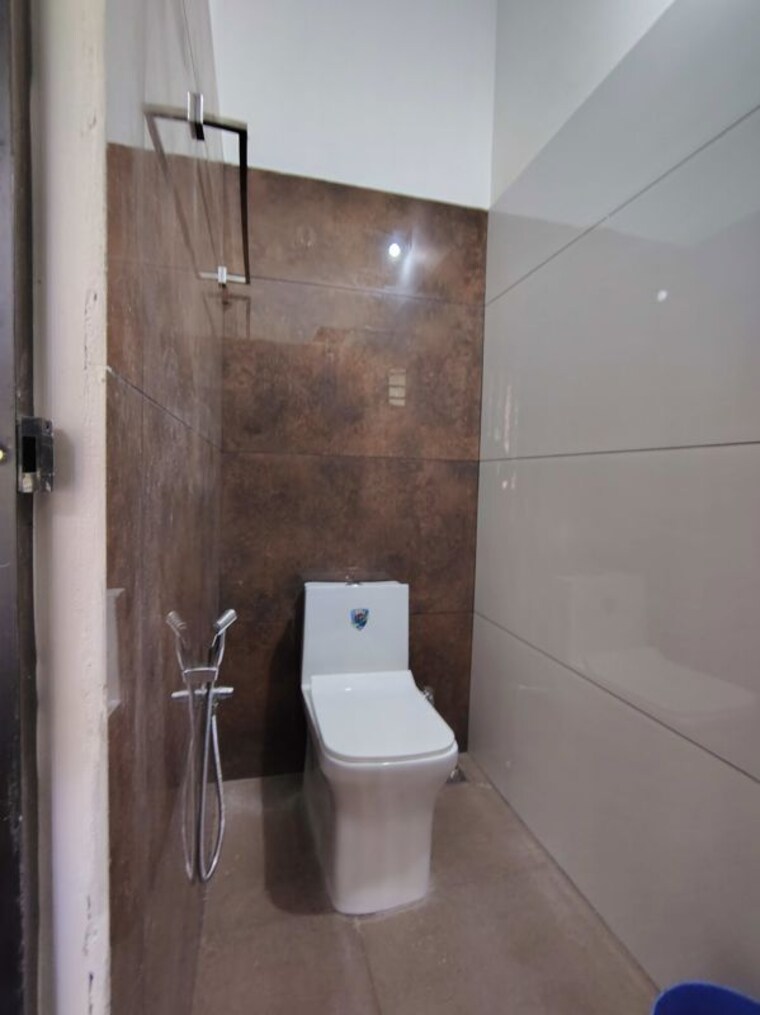 Attached Bathroom, pottore 3 Bedroom 1600 Sq.Ft. Independent House In Pottore Thrissur 9792791