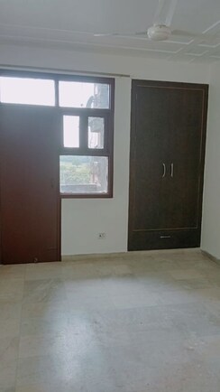 3.5 BHK + Servant Room Apartment For Rent in Sector 19 Dwarka