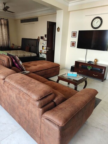Living Room in 4 BHK Apartment at Sector 1 Dwarka – for Rent