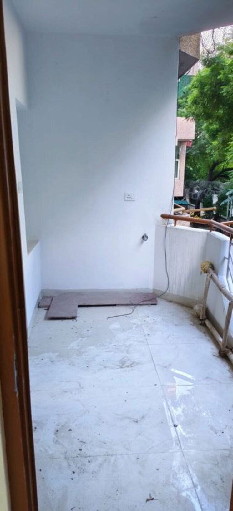 Balcony, sector 5 dwarka 3 Bedroom 1350 Sq.Ft. Apartment In Sector 5 Dwarka Delhi 9796877