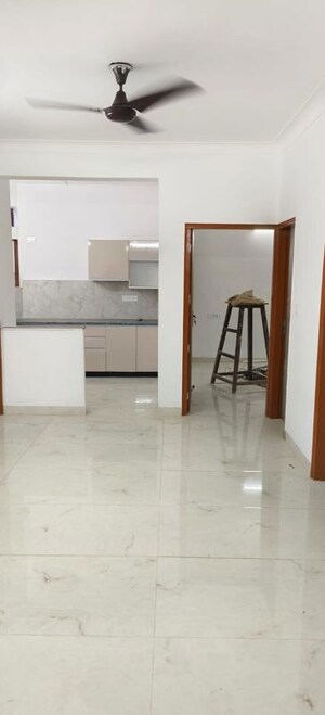3 BHK Apartment For Rent in Sector 5 Dwarka