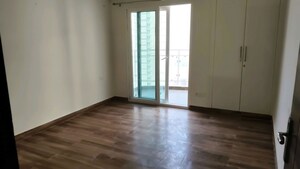 Room in 2 BHK Apartment at Samridhi Luxuriya Avenue, Sector 150 – for Rent