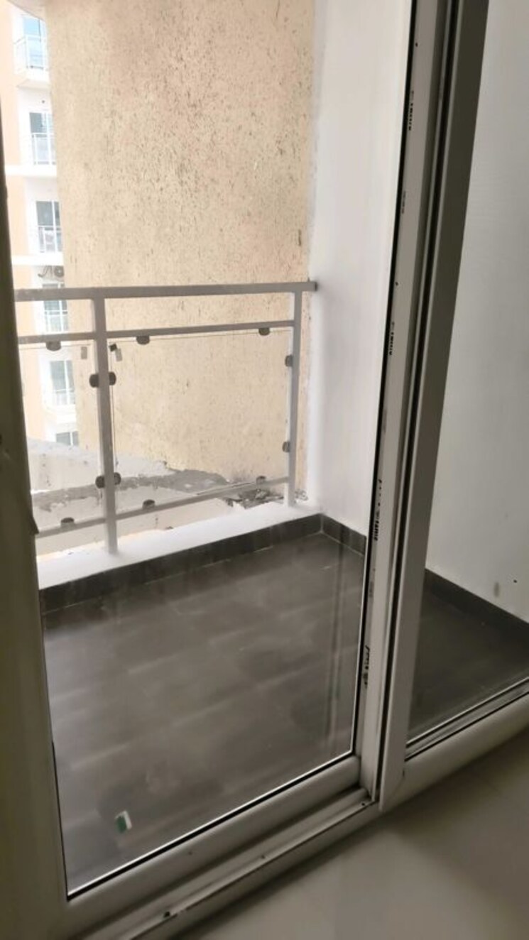 Balcony, samridhi-luxuriya-avenue 2 Bedroom 1245 Sq.Ft. Apartment In Sector 150 Noida 9796358